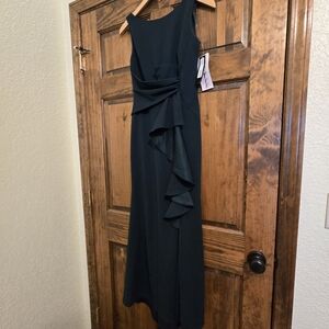Betsy & Adam Elegant Pine Maxi Dress